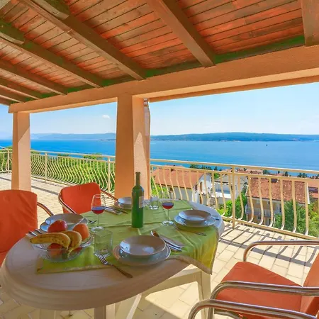 Broz Apartmán Dramalj