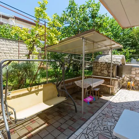 شقة Broz دْغاماي